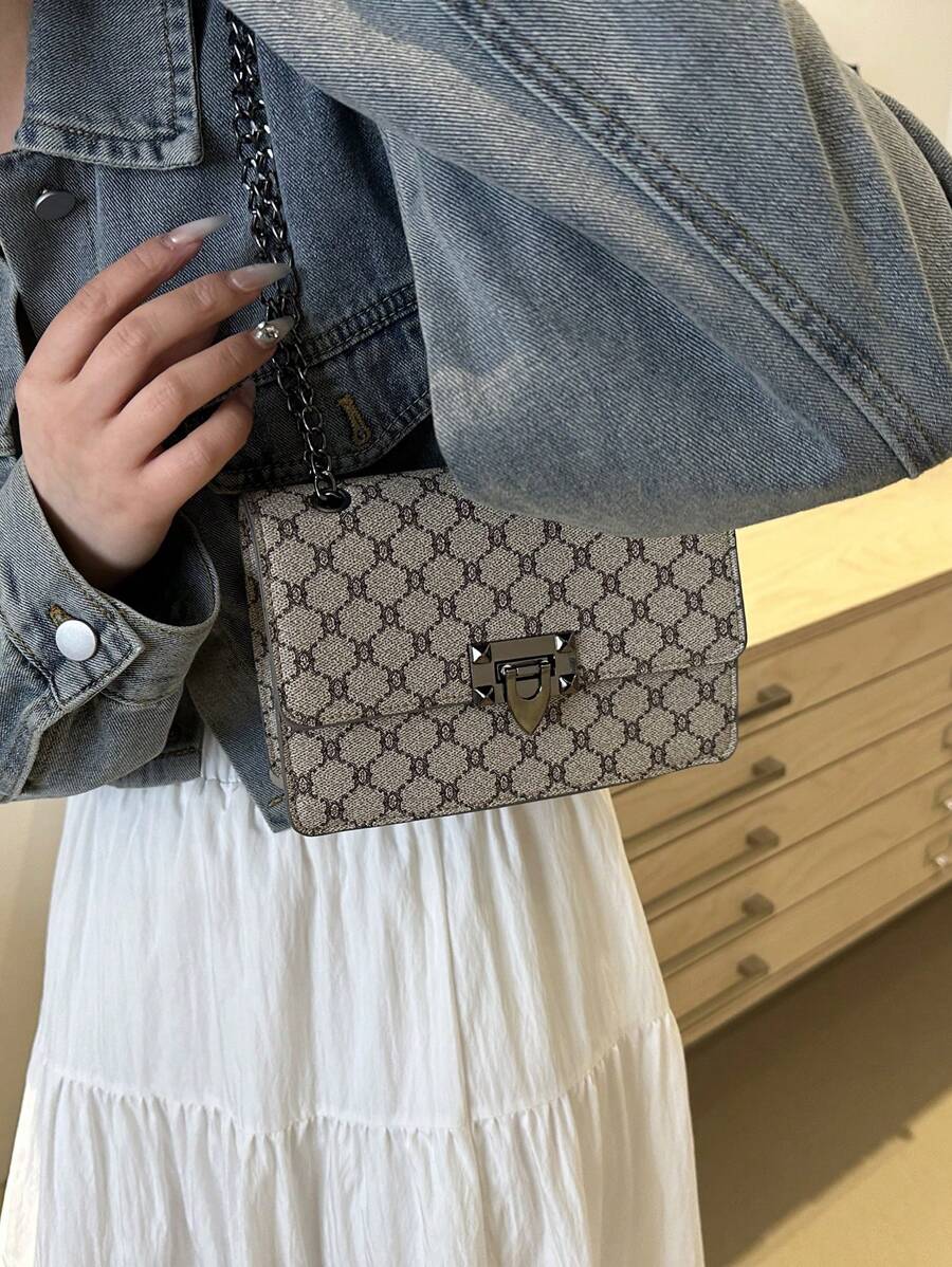 Bolsa de ombro clássica e luxuosa da moda