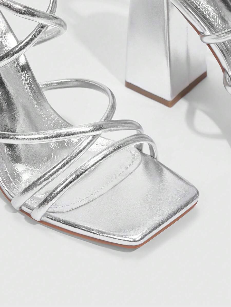 CUCCOO SZL Sapatos femininos com salto cruzado e tira no tornozelo, sandálias brancas para o verão, saltos de formatura, sapatos de festa, sapatos de volta às aulas, sapatos de estudante universitário, festa, baddie, elegante, chique, lindo estilo, natal,