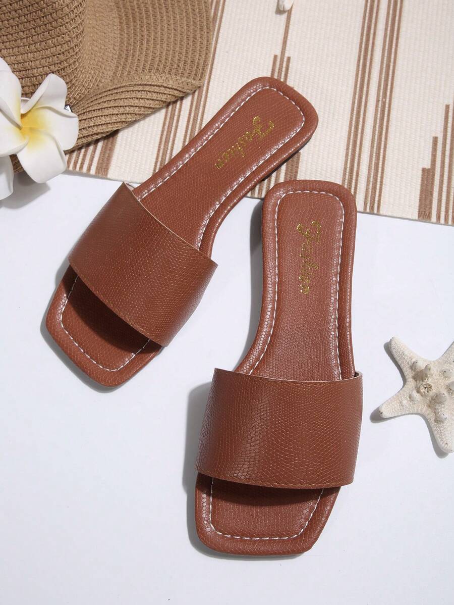 Sandálias Plus Size Slide, Novas Sandálias Rasas Pretas Bico Quadrado Primavera Verão, Combine com Vestidos para Fazer as Pernas Parecerem Mais Longas, Sandálias da Moda, Lindas Meninas Verão Praia Slip On Chinelos Antiderrapantes