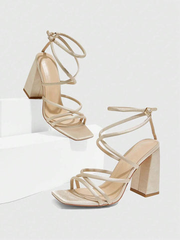 CUCCOO SZL Sapatos femininos com salto cruzado e tira no tornozelo, sandálias brancas para o verão, saltos de formatura, sapatos de festa, sapatos de volta às aulas, sapatos de estudante universitário, festa, baddie, elegante, chique, lindo estilo, natal,