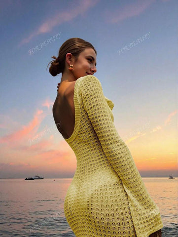 PARA BELEZA Vestido feminino primavera e verão, novo, bege, cor sólida, slim fit, sexy, sem costas, simples e atmosférico, de malha, manga comprida, lua de mel, casamento, temporada, praia, férias, estilo, transparente, vazado