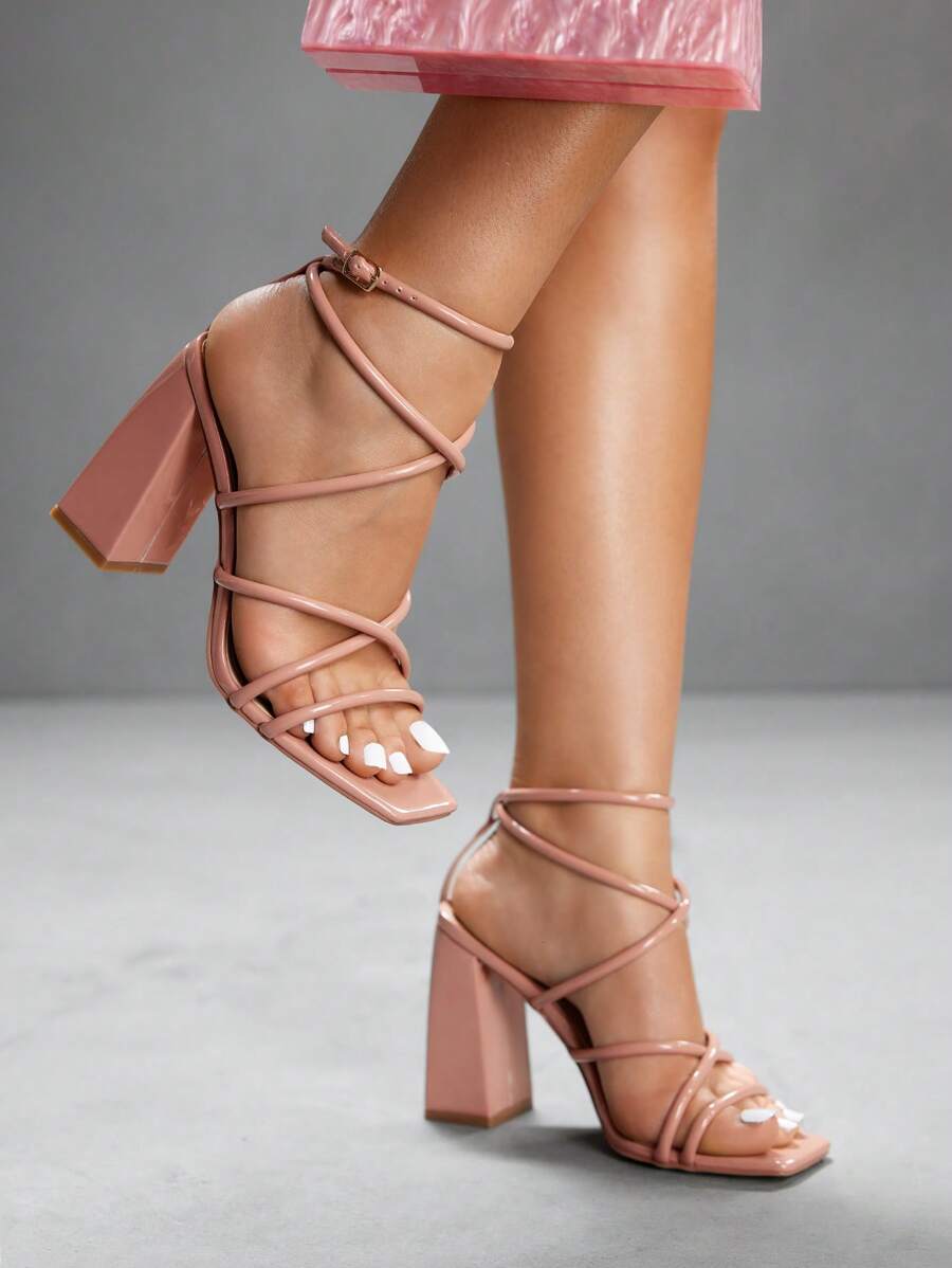 CUCCOO SZL Sapatos femininos com salto cruzado e tira no tornozelo, sandálias brancas para o verão, saltos de formatura, sapatos de festa, sapatos de volta às aulas, sapatos de estudante universitário, festa, baddie, elegante, chique, lindo estilo, natal,