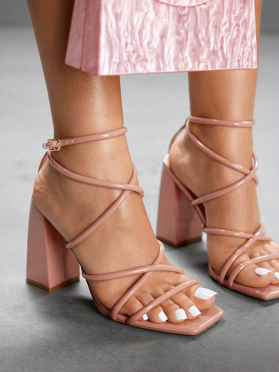 CUCCOO SZL Sapatos femininos com salto cruzado e tira no tornozelo, sandálias brancas para o verão, saltos de formatura, sapatos de festa, sapatos de volta às aulas, sapatos de estudante universitário, festa, baddie, elegante, chique, lindo estilo, natal,