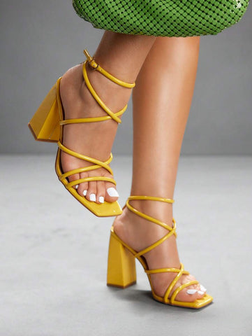 CUCCOO SZL Sapatos femininos com salto cruzado e tira no tornozelo, sandálias brancas para o verão, saltos de formatura, sapatos de festa, sapatos de volta às aulas, sapatos de estudante universitário, festa, baddie, elegante, chique, lindo estilo, natal,