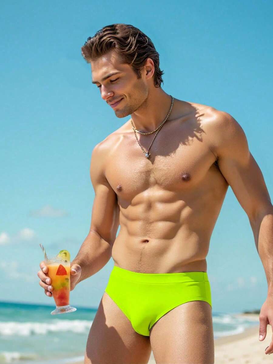 Manfinity Swimmode Calções de banho lisos com cintura elástica para homem