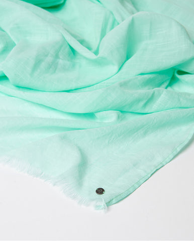 Blusa de manga curta com detalhe de ornamento Verde água