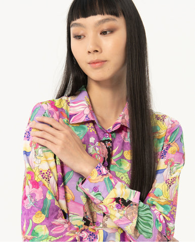 Blusa de manga curta com detalhe de ornamento Verde água