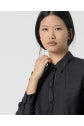 Camisa de manga longa com detalhe de ornamento Preto