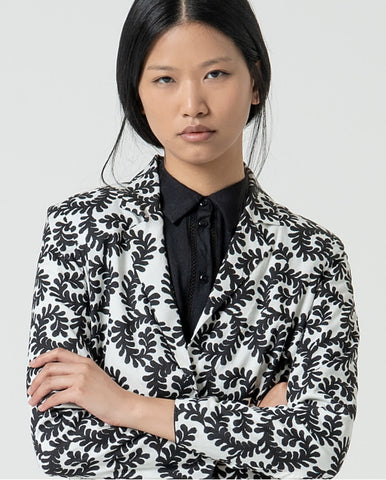 Camisa de manga longa com detalhe de ornamento Preto
