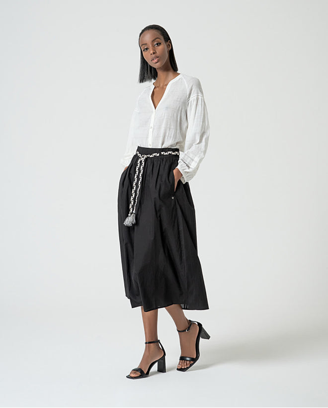 Blusa gola mandarim aberta com mangas bufantes Branco