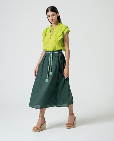 Blusa de manga curta com detalhe de ornamento Verde água