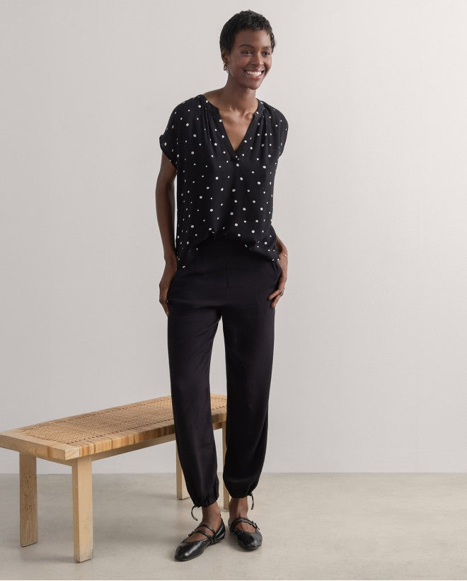 Camisa de manga longa com detalhe de ornamento Preto