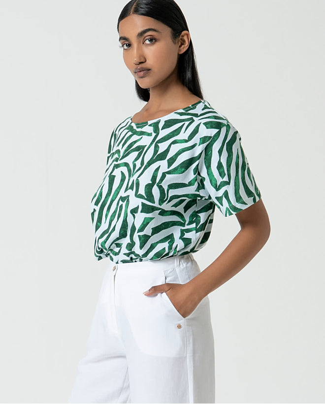 Blusa de manga curta com detalhe de ornamento Laranja